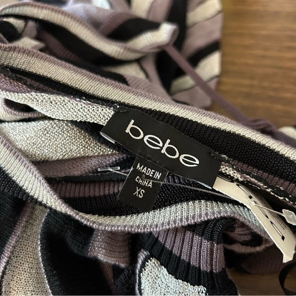 NWT Bebe Striped V-Neck Dress in Black and White XS - Picture 5 of 13